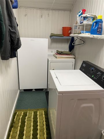 329 Broad Street, Grinnell, IA 50112