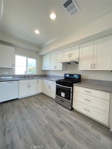 820 N Soldano, Azusa, CA 91702