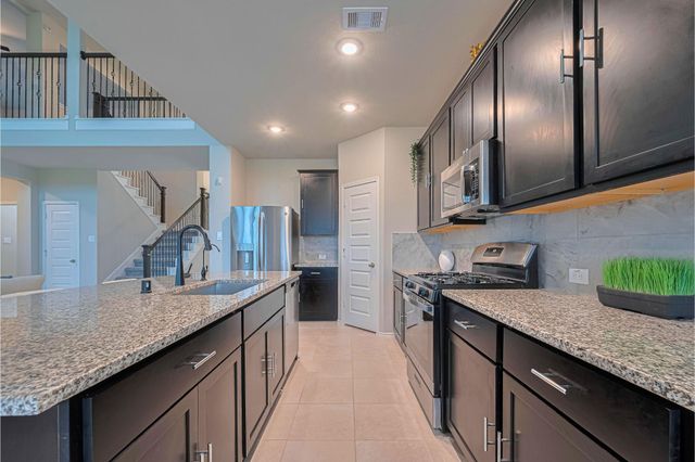 1334 Wild Mustang Trail, Richmond, TX 77406