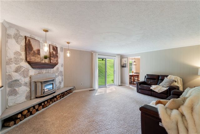 5441 Holtz Road, Farmington, NY 14522