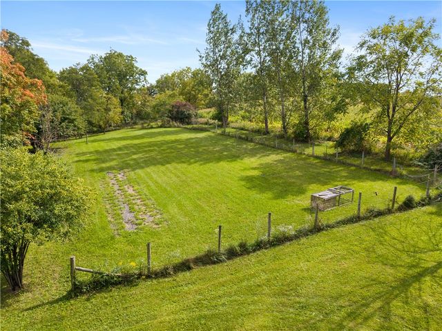5441 Holtz Road, Farmington, NY 14522