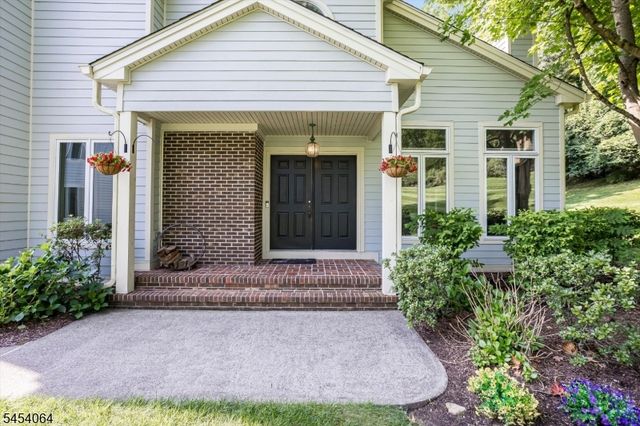 52 Jesse Ct, Montville Twp., NJ 07045
