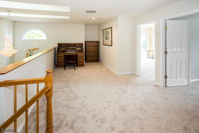 52 Jesse Ct, Montville Twp., NJ 07045
