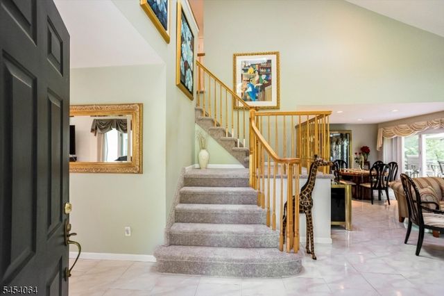 52 Jesse Ct, Montville Twp., NJ 07045