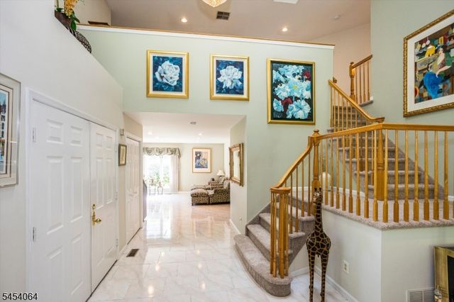52 Jesse Ct, Montville Twp., NJ 07045