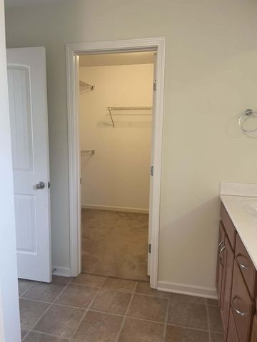 4740 Backstretch Blvd, Antioch, TN 37013