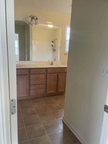 4740 Backstretch Blvd, Antioch, TN 37013