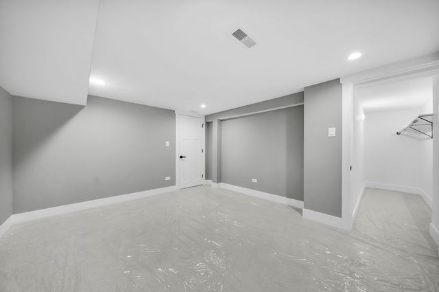 4830 W Crystal Street, Chicago, IL 60651