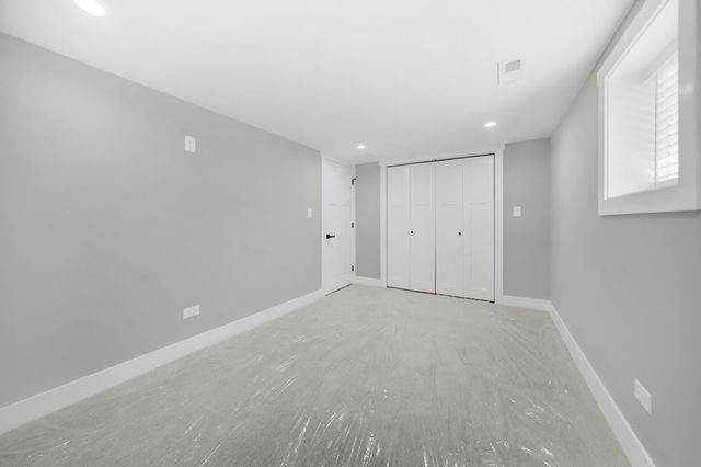 4830 W Crystal Street, Chicago, IL 60651