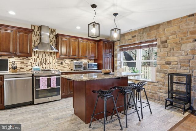 188 WILDFLOWER CIR, Yardley, PA 19067