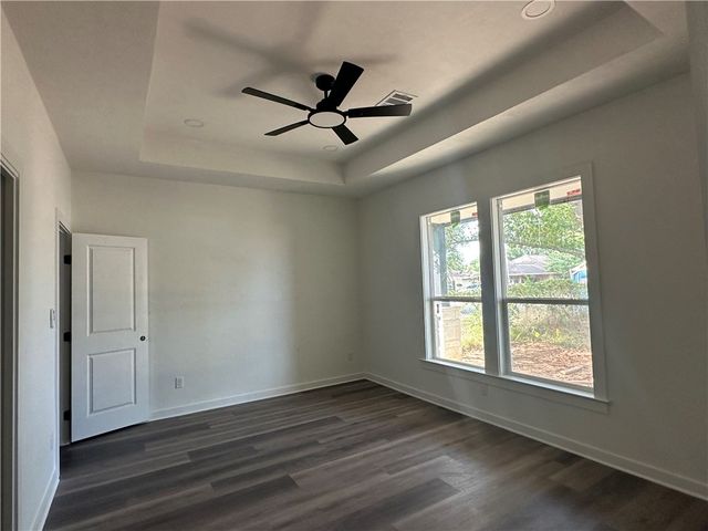 4111 Marsh Street, Bryan, TX 77803