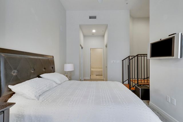 801 S Olive Avenue 223, West Palm Beach, FL 33401