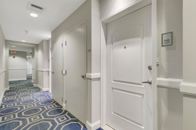 801 S Olive Avenue 223, West Palm Beach, FL 33401