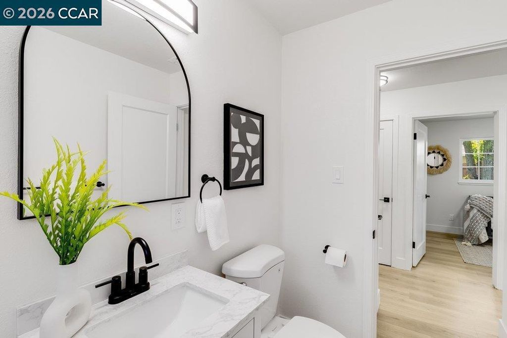 Image 20 of property listing at 1648 Shirley Dr, Pleasant Hill, CA 94523
