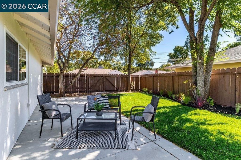 Image 31 of property listing at 1648 Shirley Dr, Pleasant Hill, CA 94523
