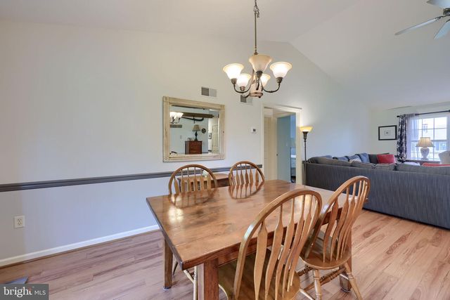 180 HOLLOW, Reinholds, PA 17569