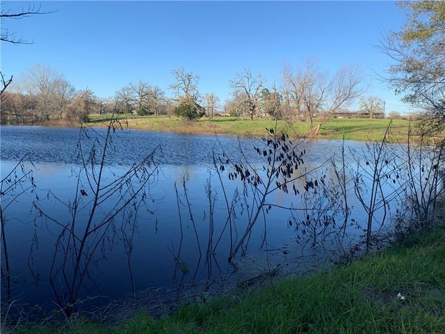 15420 Arhopulos Road, College Station, TX 77845