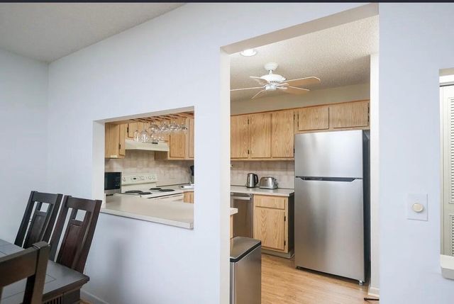 1014 Green Pine Boulevard B2, West Palm Beach, FL 33409