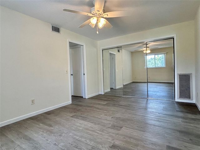 2000 WORLD PARKWAY BOULEVARD 12, Clearwater, FL 33763