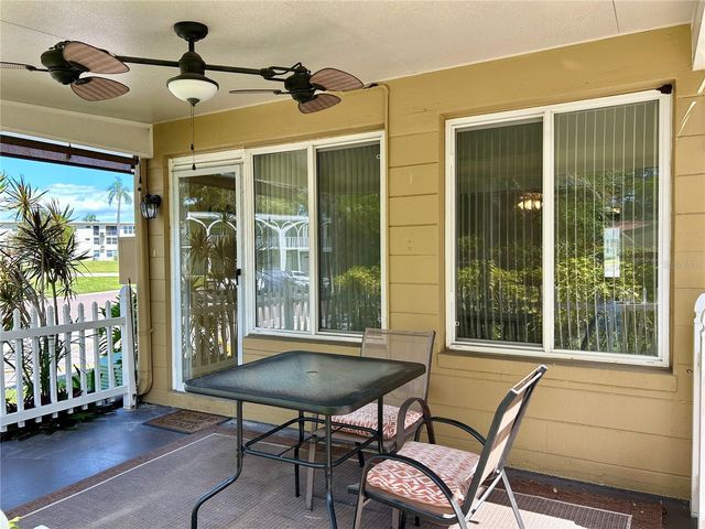 2000 WORLD PARKWAY BOULEVARD 12, Clearwater, FL 33763