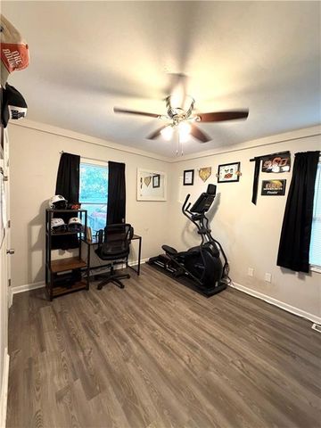 224 W 82nd Street, Kansas City, MO 64114