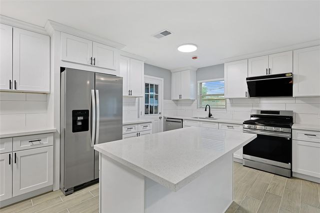 7103 Lugary Drive, Houston, TX 77036