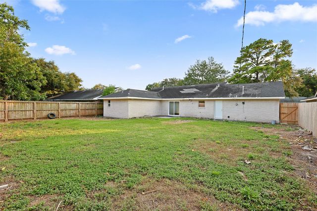7103 Lugary Drive, Houston, TX 77036