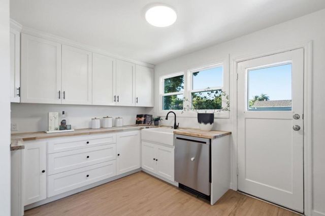 781 Ivy Drive, Menlo Park, CA 94025