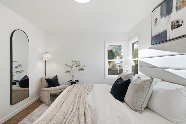 781 Ivy Drive, Menlo Park, CA 94025