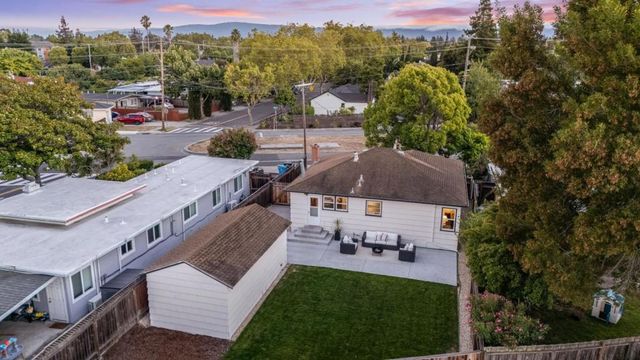 781 Ivy Drive, Menlo Park, CA 94025