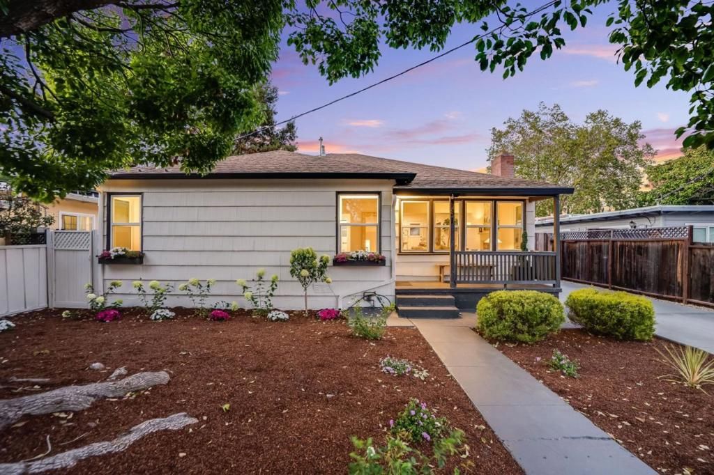 781 Ivy Drive, Menlo Park, CA 94025