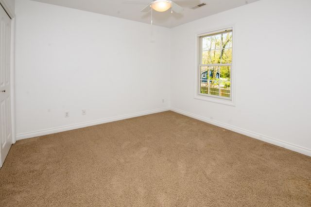 1401 Whispering Trail, Benton Harbor, MI 49022