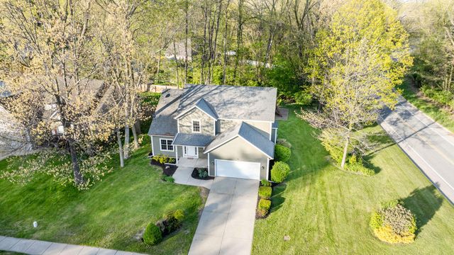 1401 Whispering Trail, Benton Harbor, MI 49022