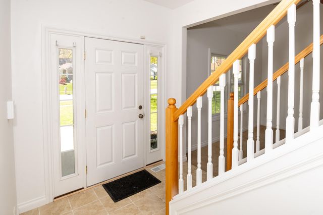 1401 Whispering Trail, Benton Harbor, MI 49022