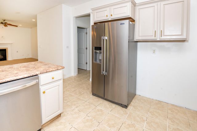 1401 Whispering Trail, Benton Harbor, MI 49022