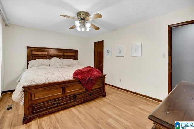 3225 ALLISON BONNETT MEMORIAL DRIVE, Hueytown, AL 35023