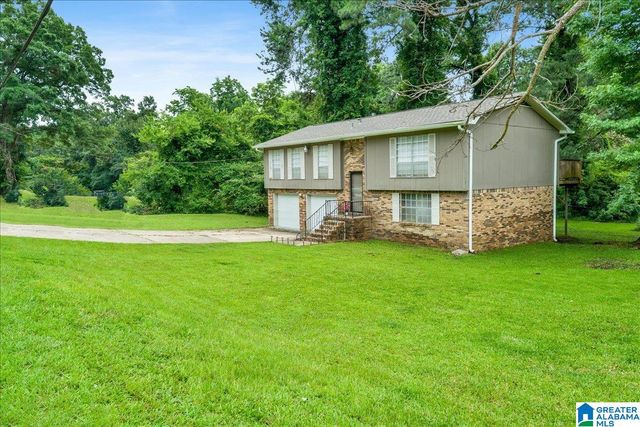 3225 ALLISON BONNETT MEMORIAL DRIVE, Hueytown, AL 35023