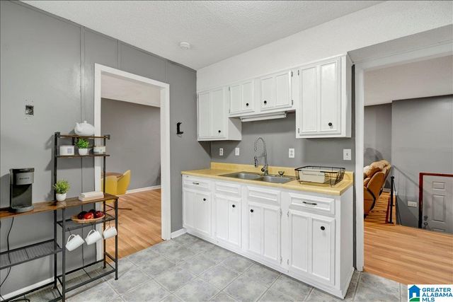 3225 ALLISON BONNETT MEMORIAL DRIVE, Hueytown, AL 35023