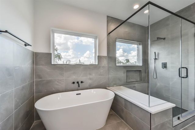 4430 Edmund Street, Houston, TX 77020