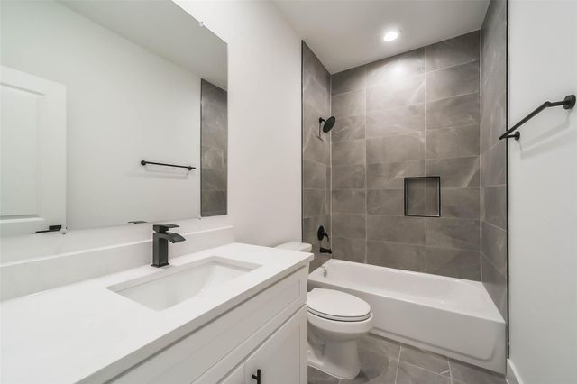 4430 Edmund Street, Houston, TX 77020