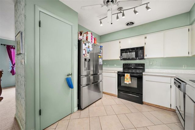 8508 NW 37TH DRIVE, Gainesville, FL 32653