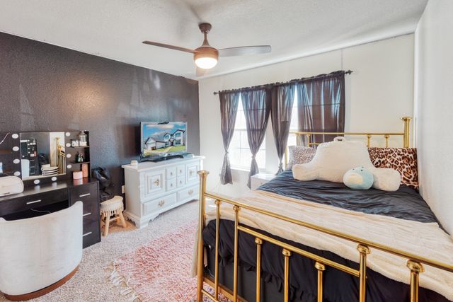 710 Caddell Street, Aubrey, TX 76227