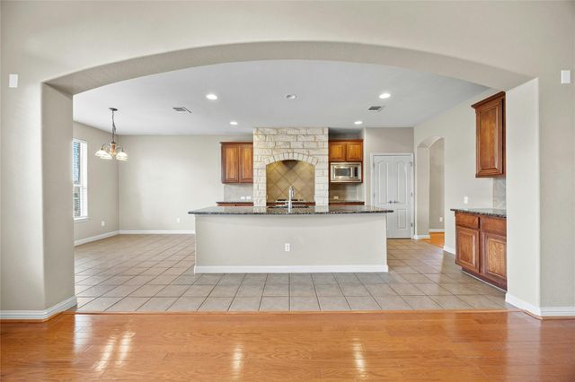 4216 Meadow Vista LN, Round Rock, TX 78665