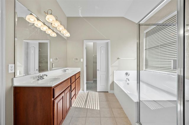 4216 Meadow Vista LN, Round Rock, TX 78665