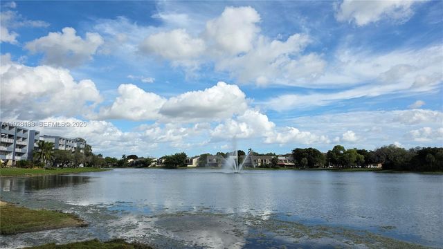 9375 Fontainebleau Blvd L420, Miami, FL 33172