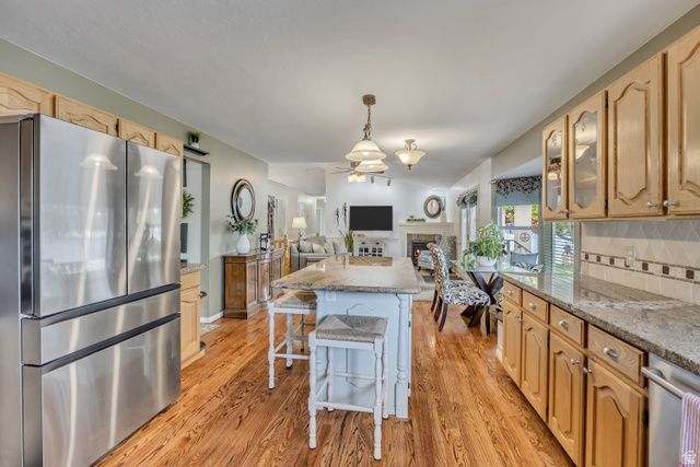 1936 W GUARD CT, West Jordan, UT 84088