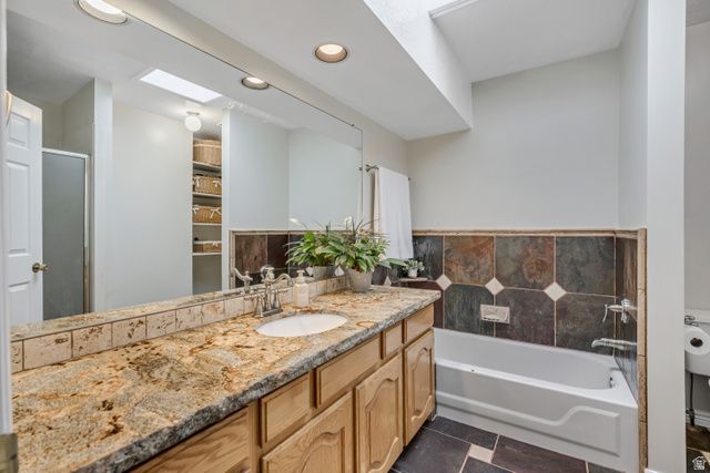 1936 W GUARD CT, West Jordan, UT 84088