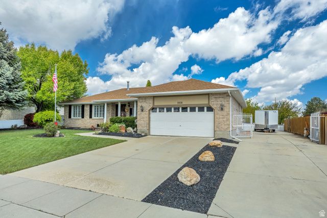 1936 W GUARD CT, West Jordan, UT 84088