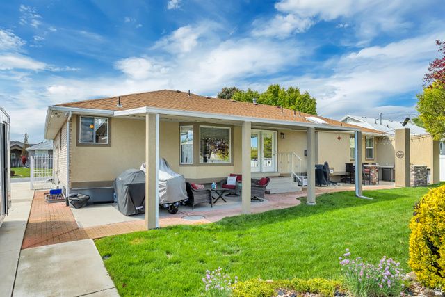 1936 W GUARD CT, West Jordan, UT 84088