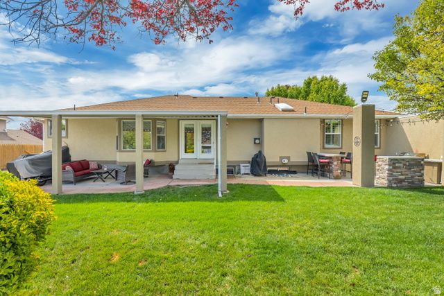 1936 W GUARD CT, West Jordan, UT 84088